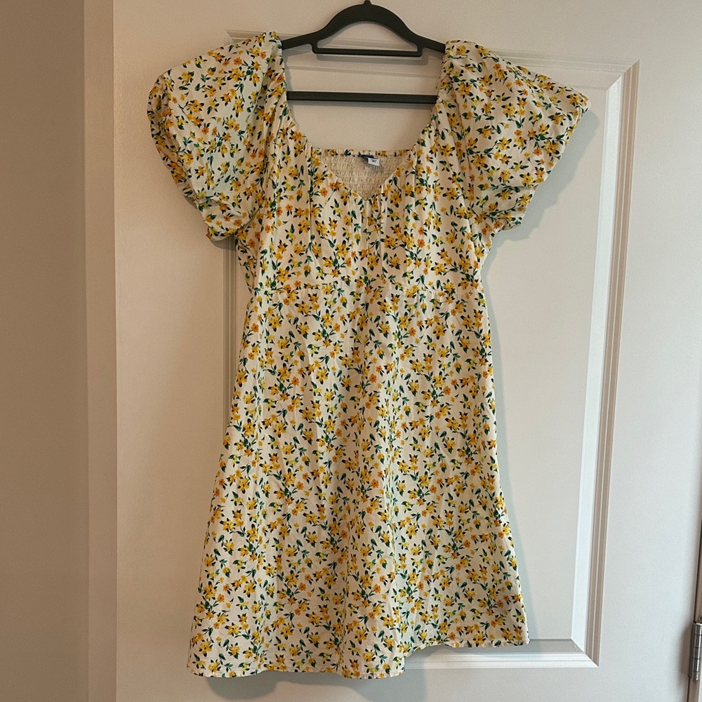 Old Navy Floral Puff Sleeve Mini Dress